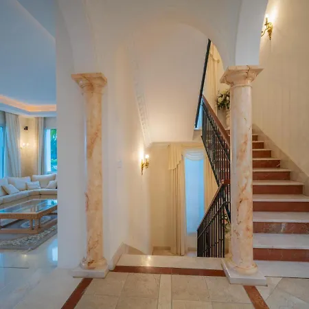 El Rosario Large W Heated Pool Holiday home *